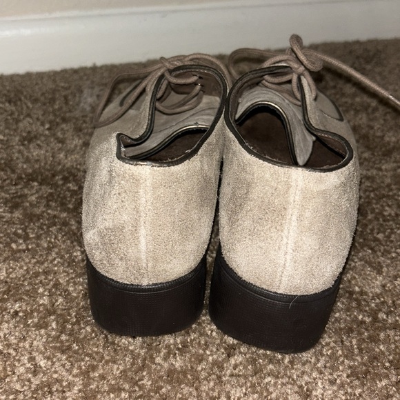 Aerosoles Fly High Beige Suede Shoe - Picture 3 of 4